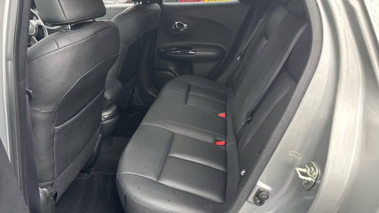 Nissan Juke 1.2 DiG-T Tekna 5dr Petrol Hatchback